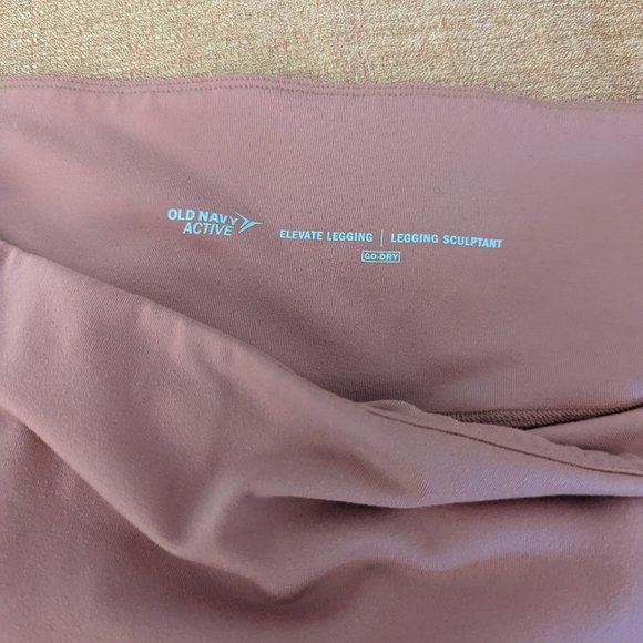 ❌SOLD❌  Old Navy Active Leggings (Set of 3) - Picture 2 of 5